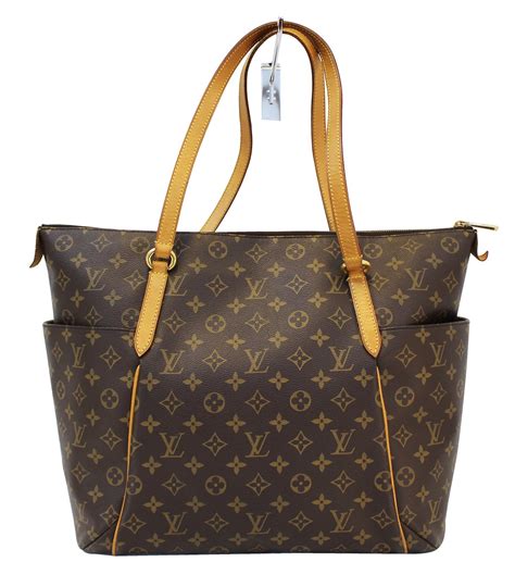 tote louis vuitton|Louis Vuitton totes monogram.